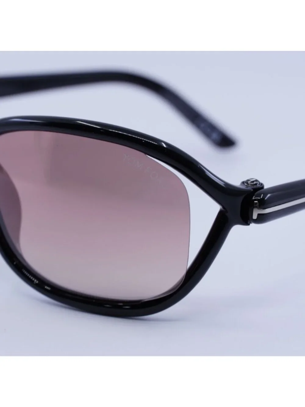Tom Ford Fernanda FT1069 01Z Sunglasses - Black Frame, Violet Lenses